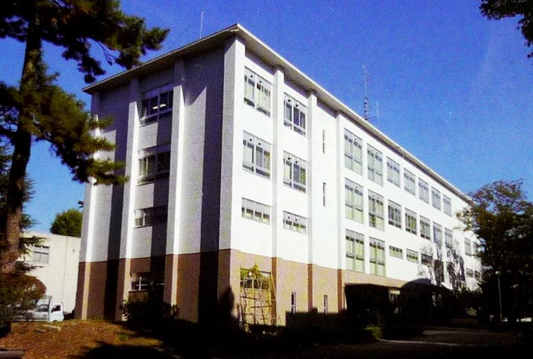 The building housing the UEC Museum of Communications.