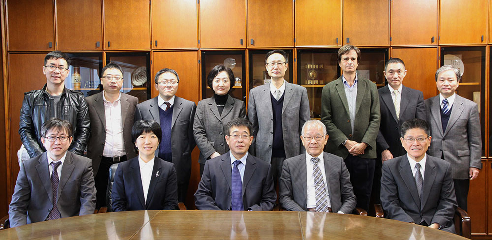 Visitors from the Academy of Opto-Electronics, Chinese Academy of Sciences