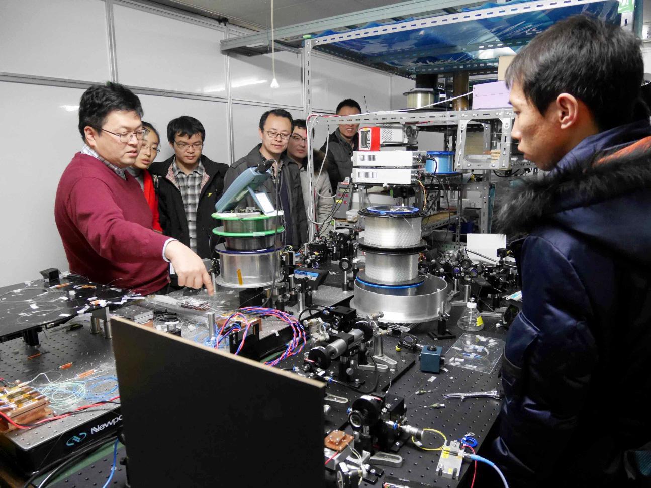 Harbin Engineering University students and faculty participate in international academic exchange on 'Advanced Photonics and Laser Technology' at UEC, Tokyo.